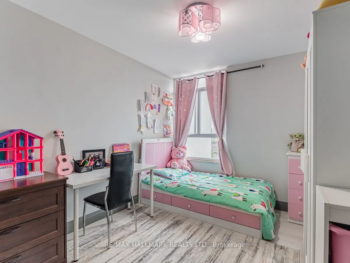 2550 Pharmacy Avenue #1206