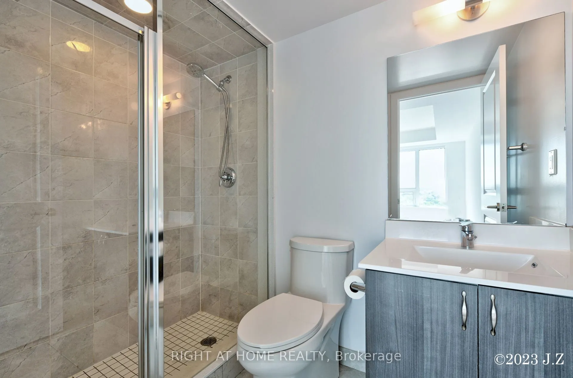 1215 Bayly Street, #1109