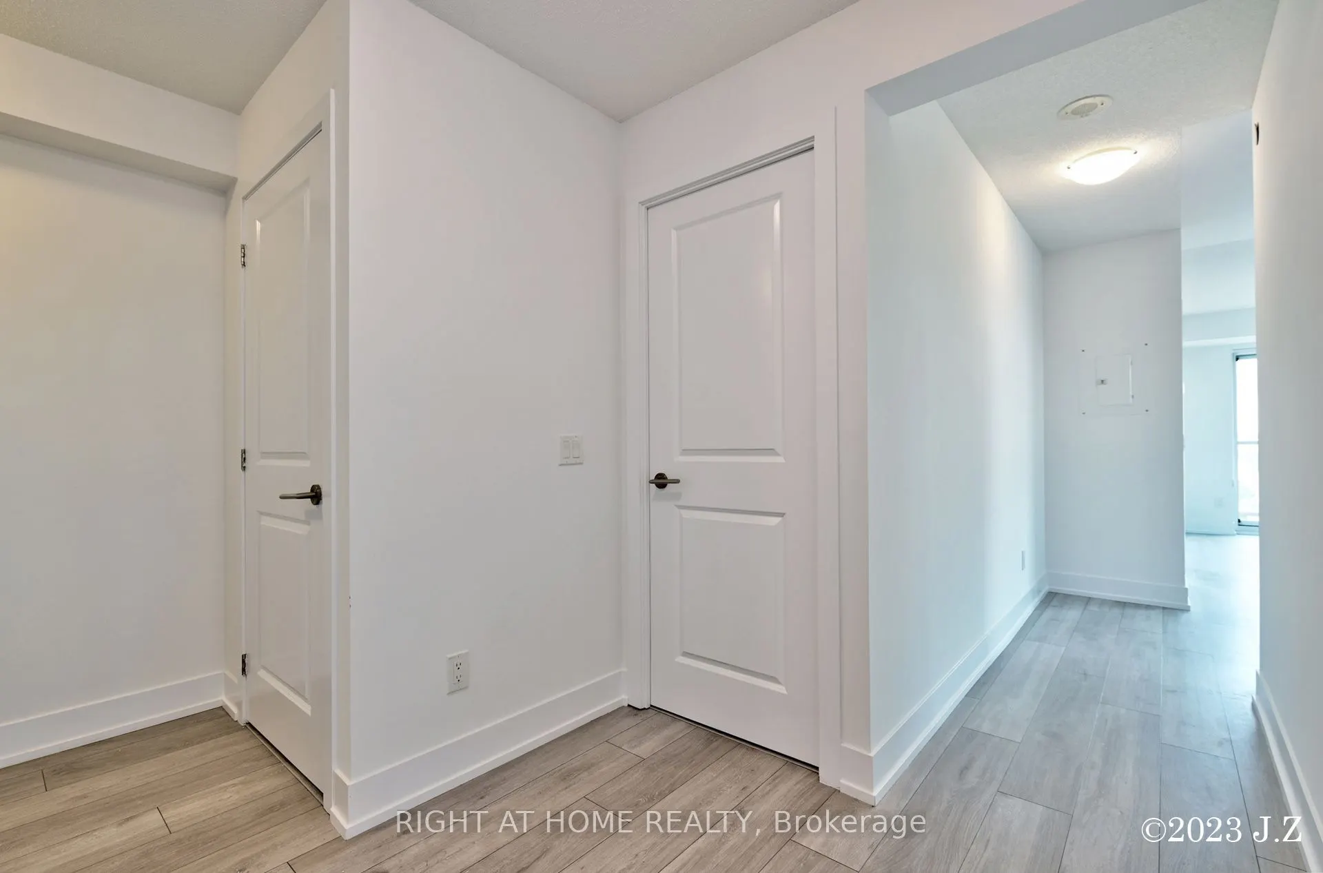 1215 Bayly Street, #1109