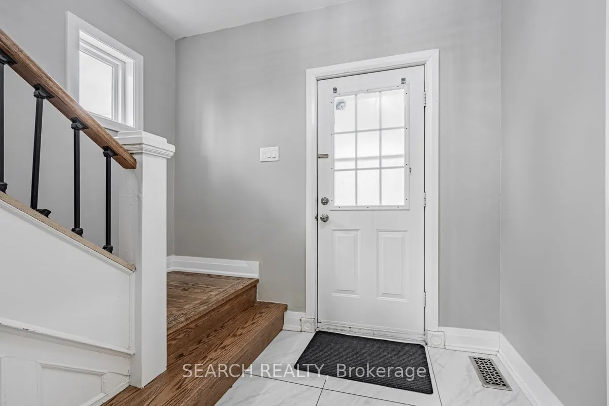 201 Ritson Road S