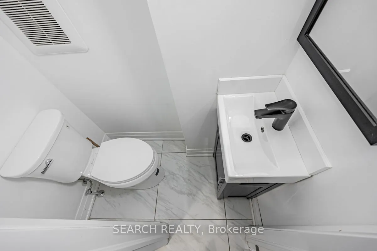 201 Ritson Road S