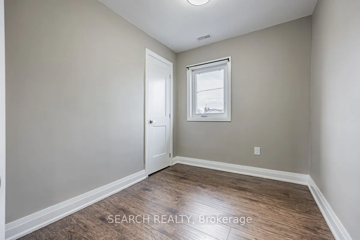 201 Ritson Road S