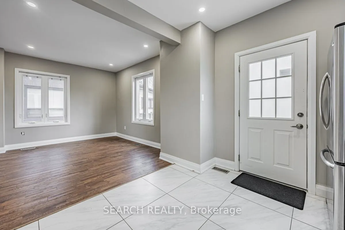 201 Ritson Road S