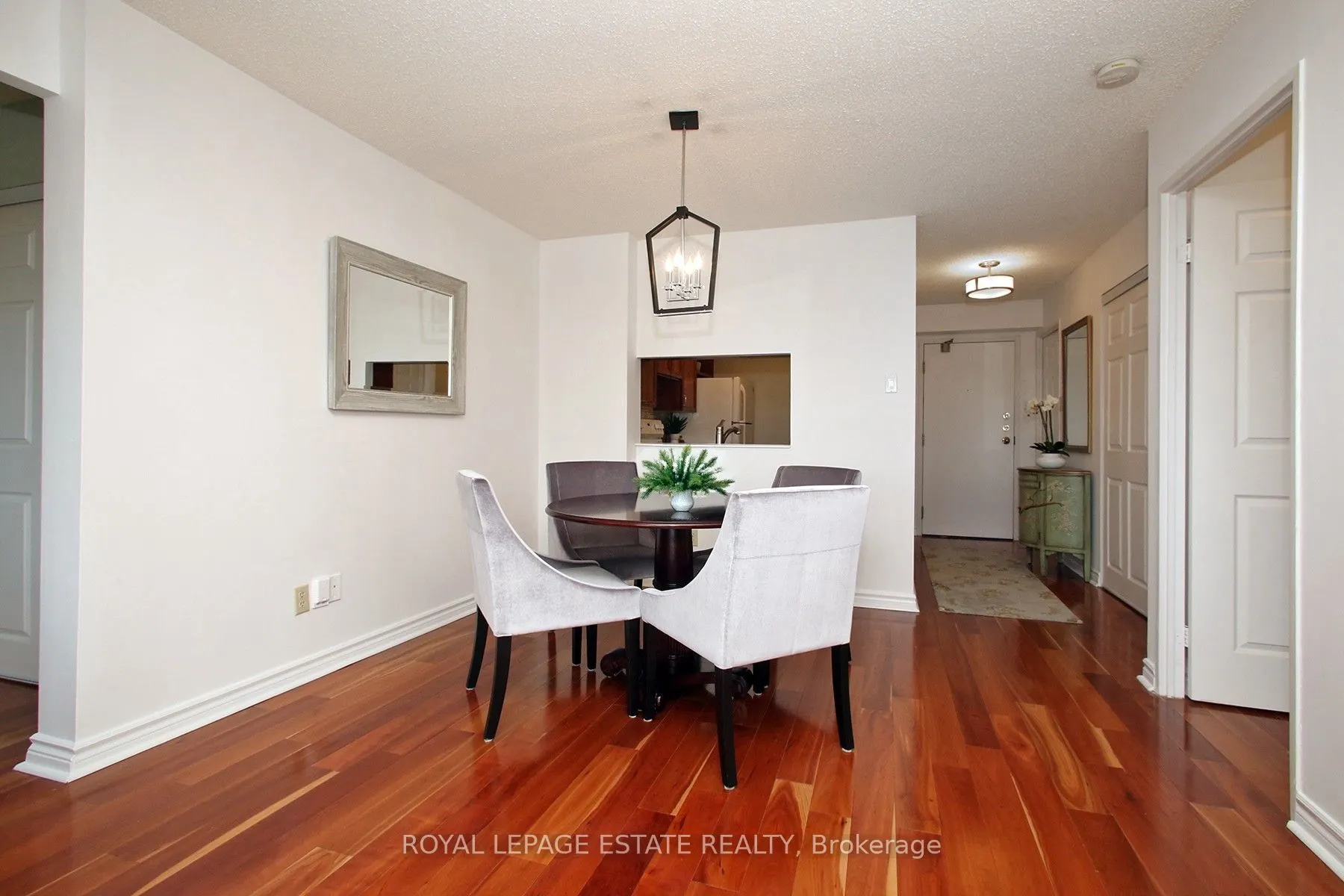 4 Park Vista #1006