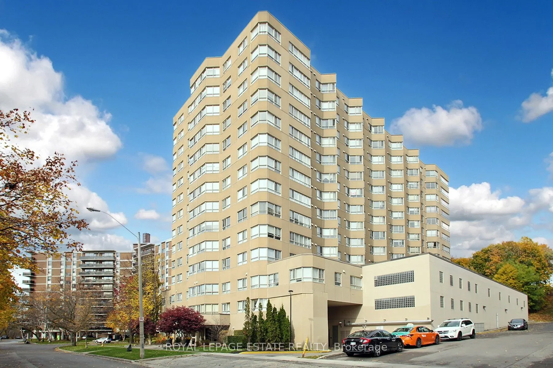 4 Park Vista #1006