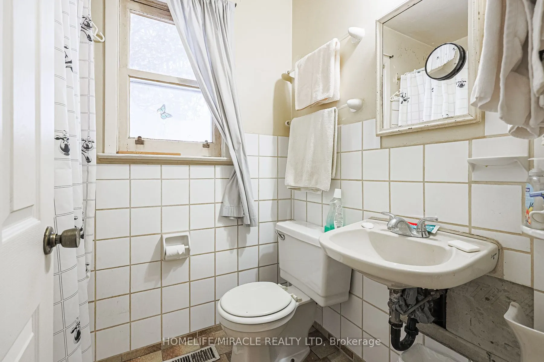 19 Blakemanor Boulevard