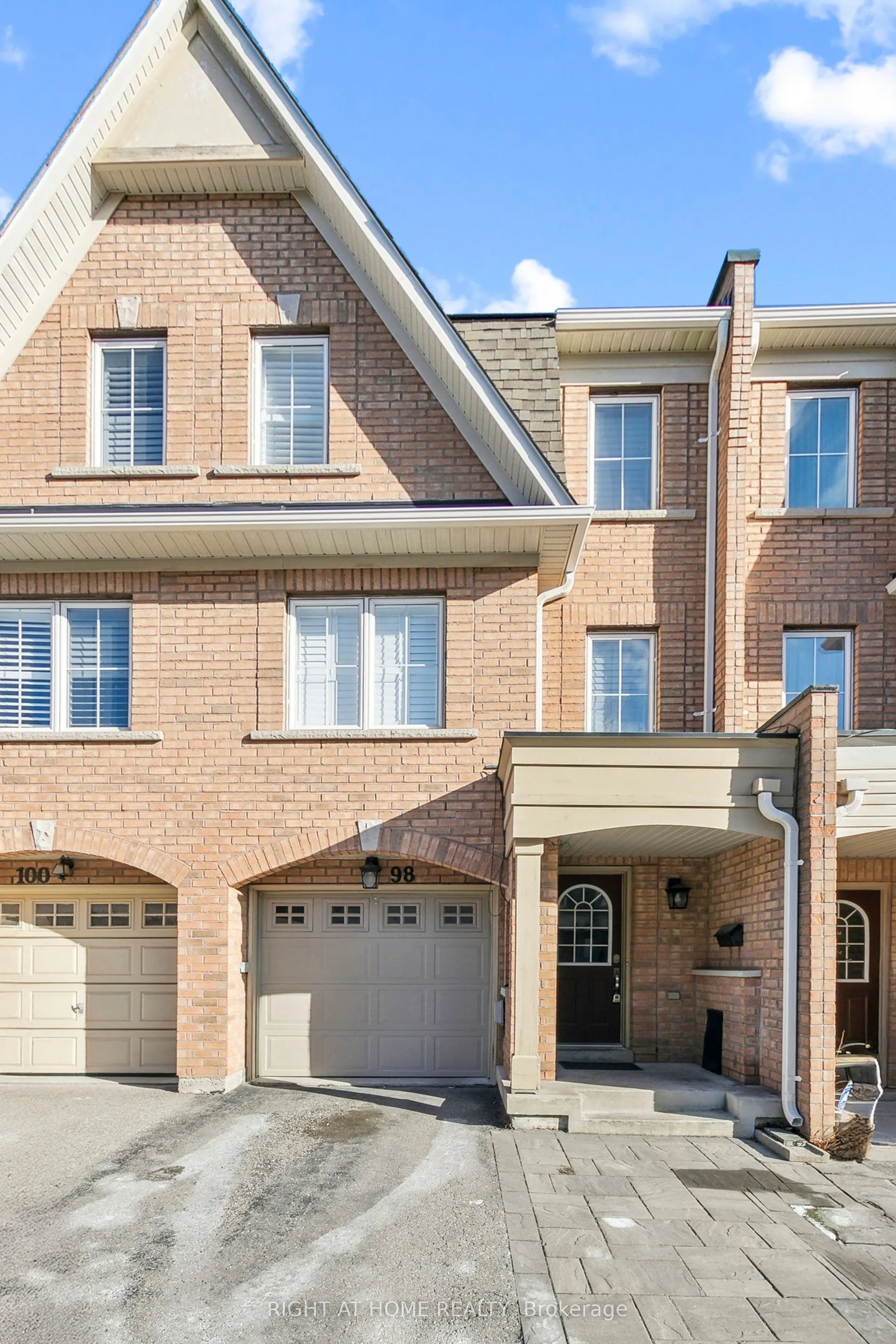 98 Jenkinson Way, #70