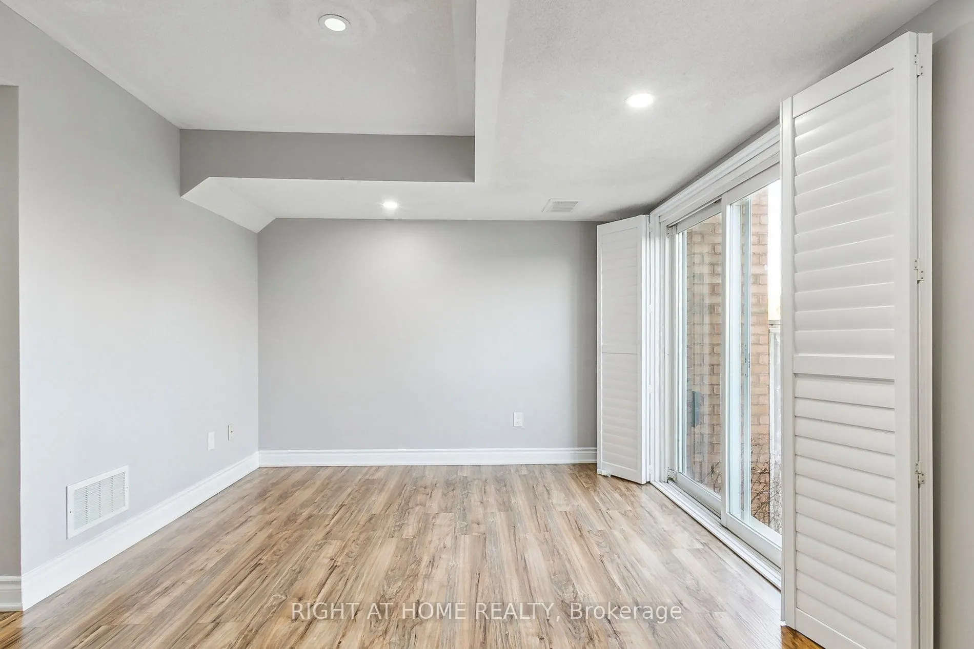 98 Jenkinson Way, #70