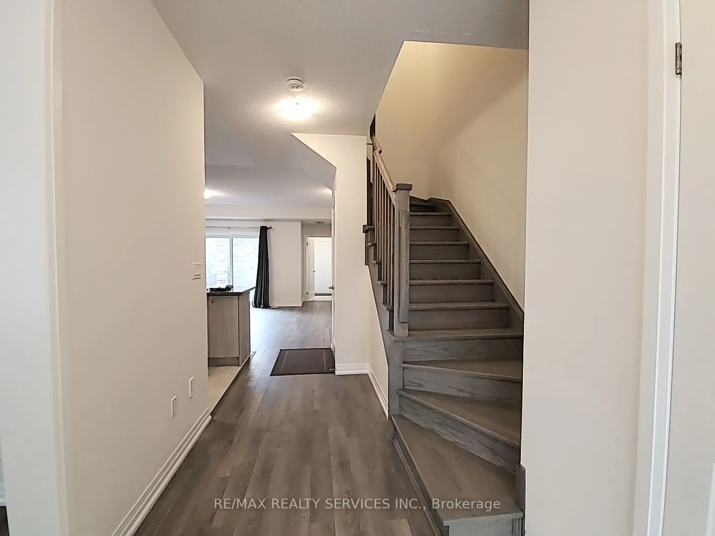 225 Coronation Road
