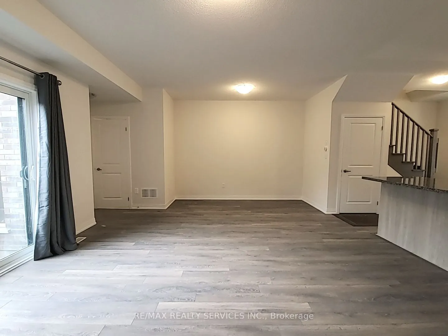 225 Coronation Road