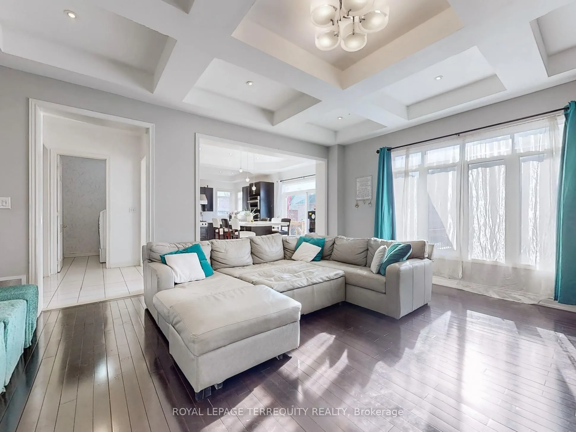 7 Bissland Drive