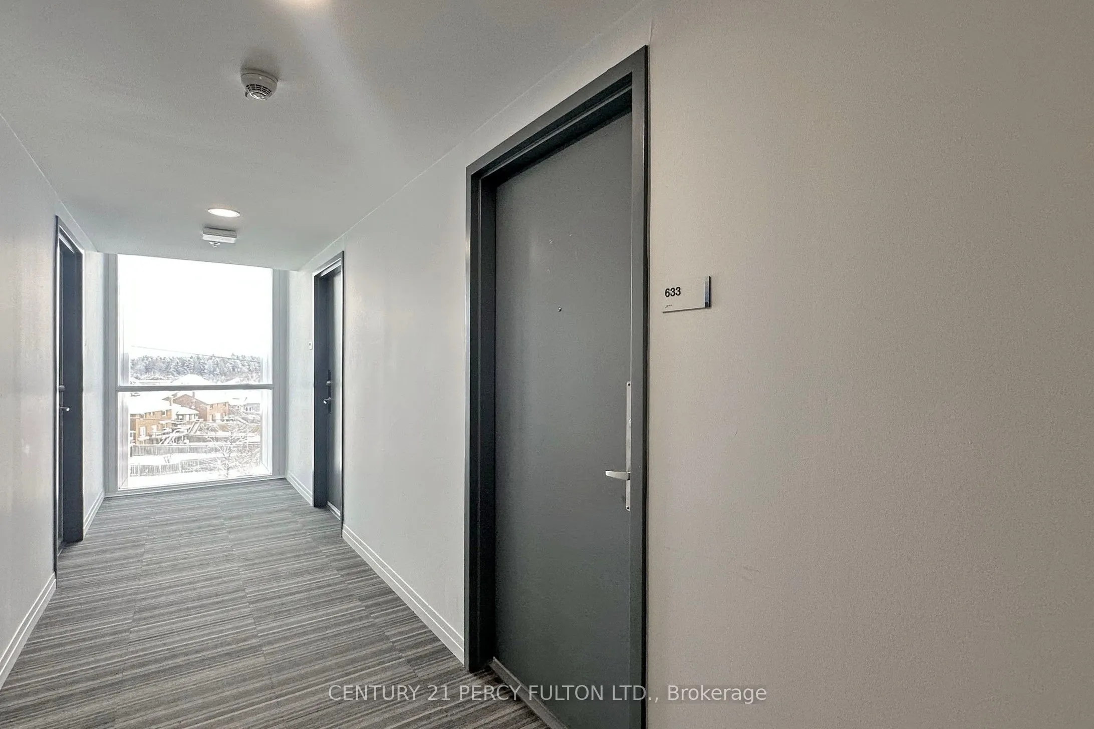 1900 Simcoe Street N, #633