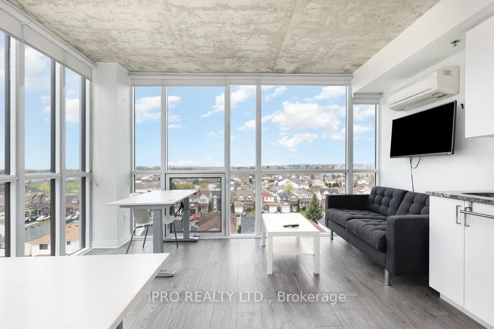 1900 Simcoe Street N, #417