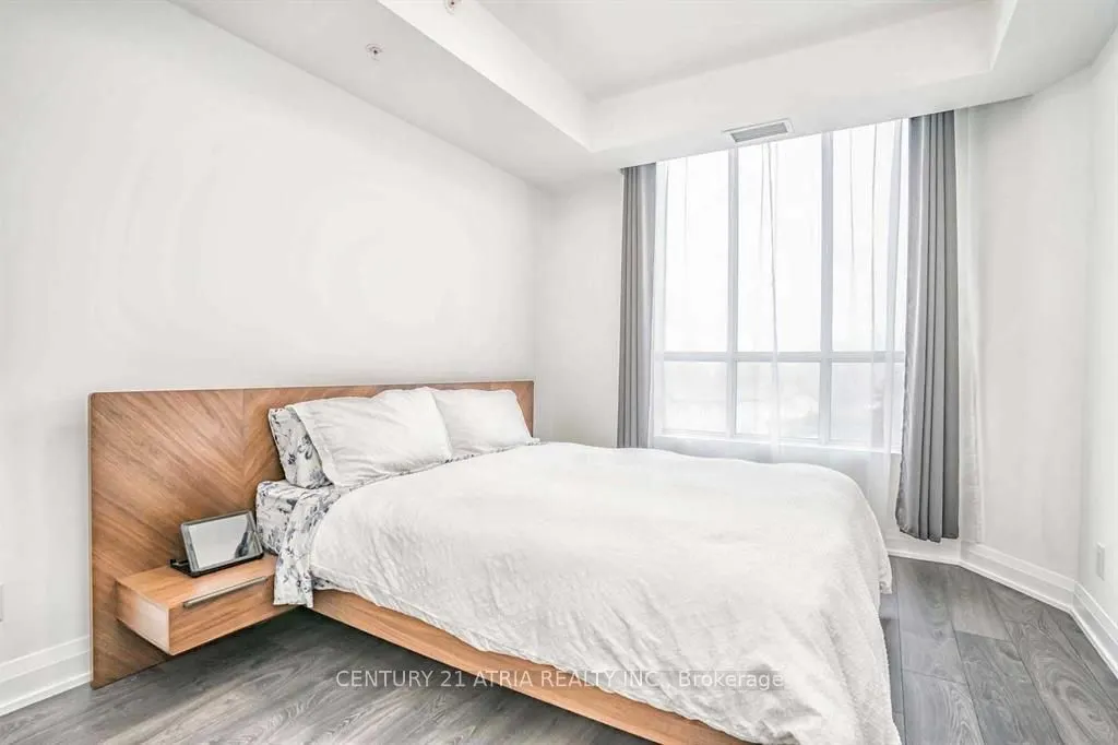 3655 kingston Road, #503