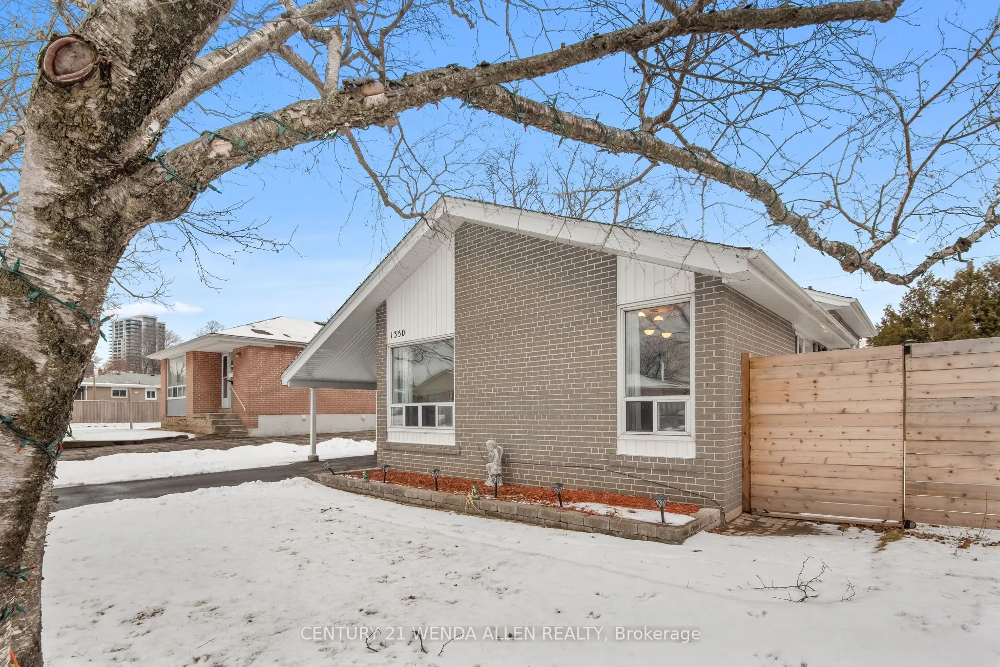 1350 Tatra Drive
