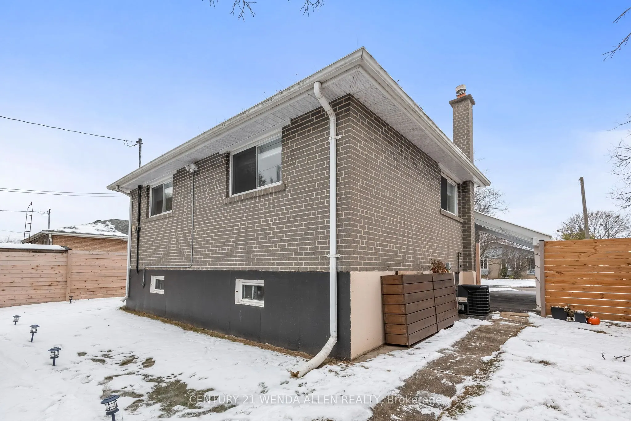 1350 Tatra Drive