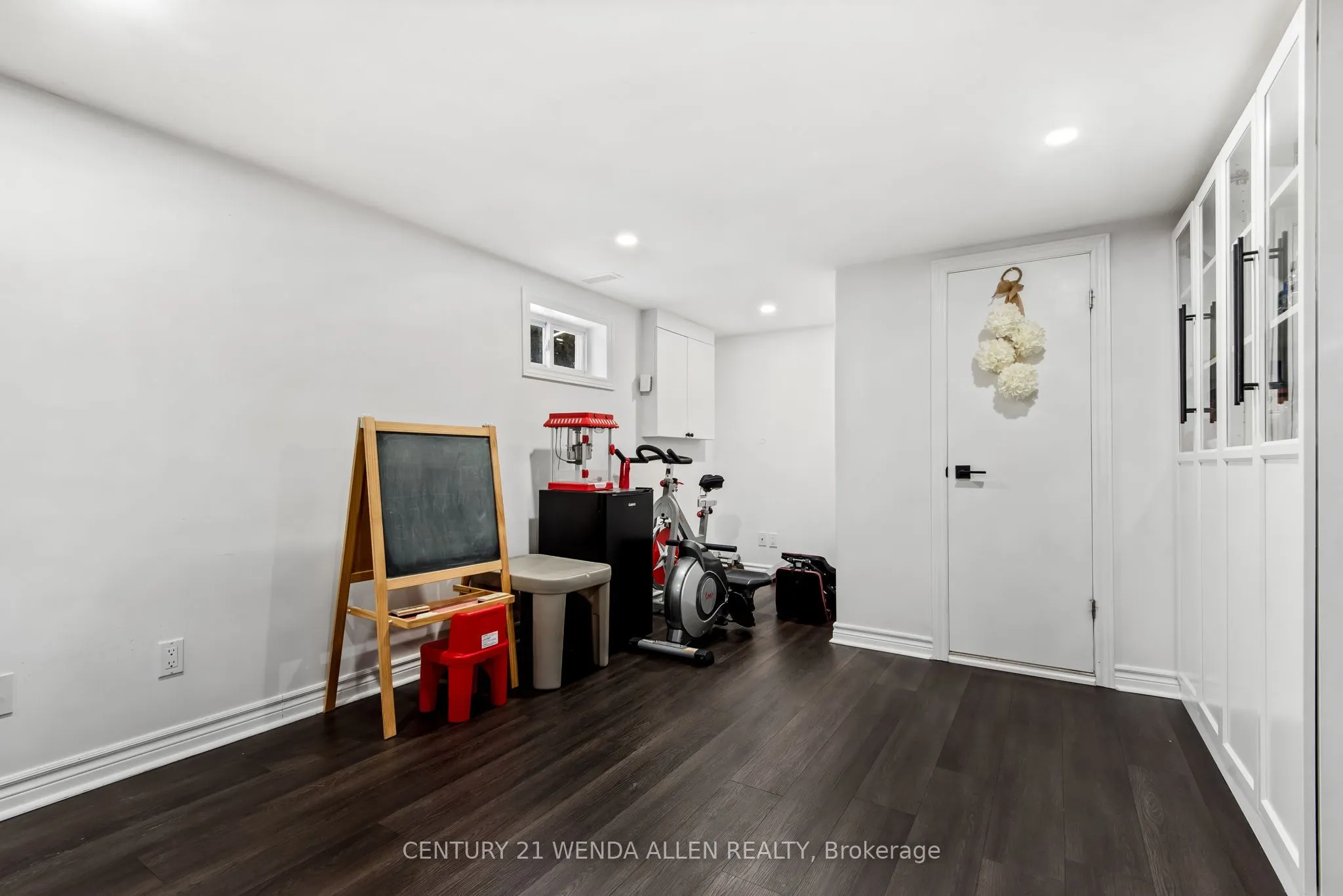 1350 Tatra Drive