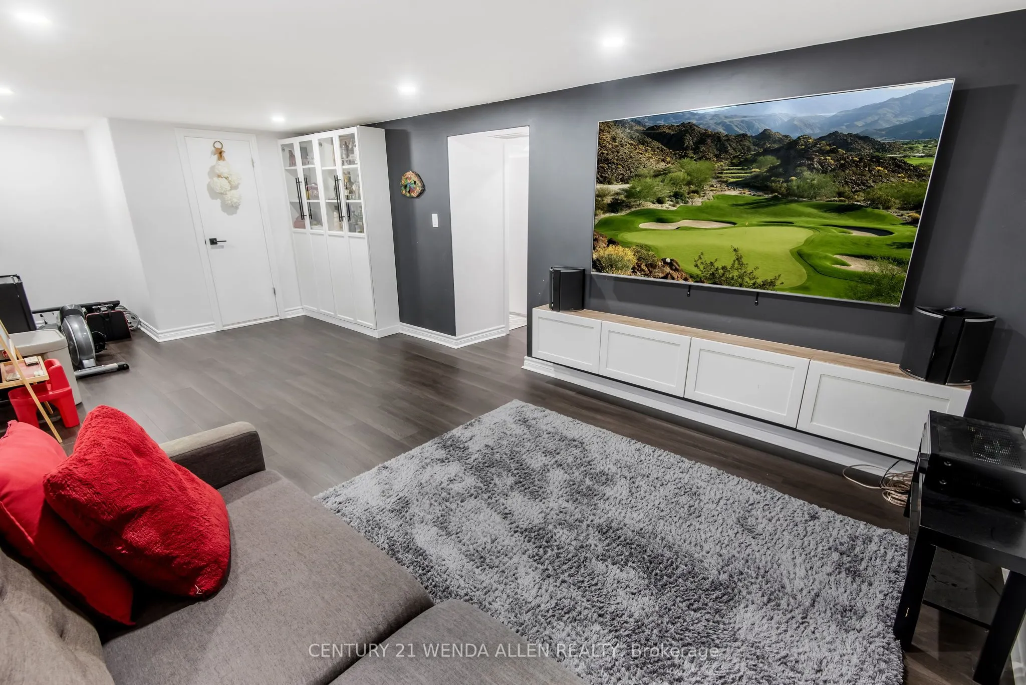 1350 Tatra Drive