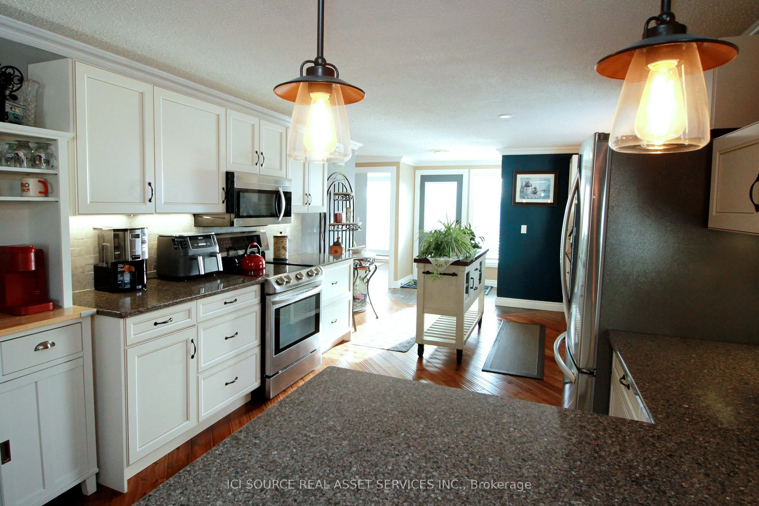 84 Bluffs Road
