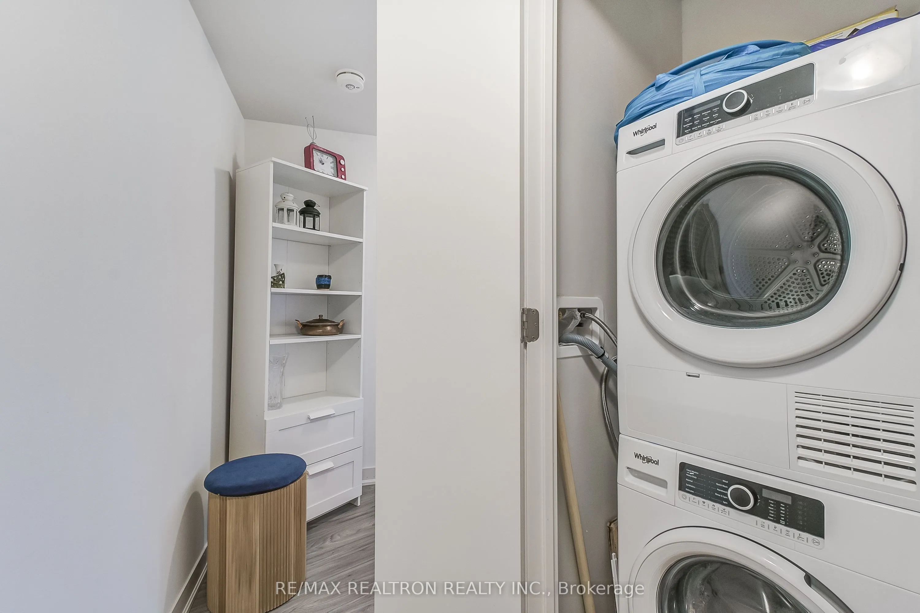 90 Glen Everest Road, #324