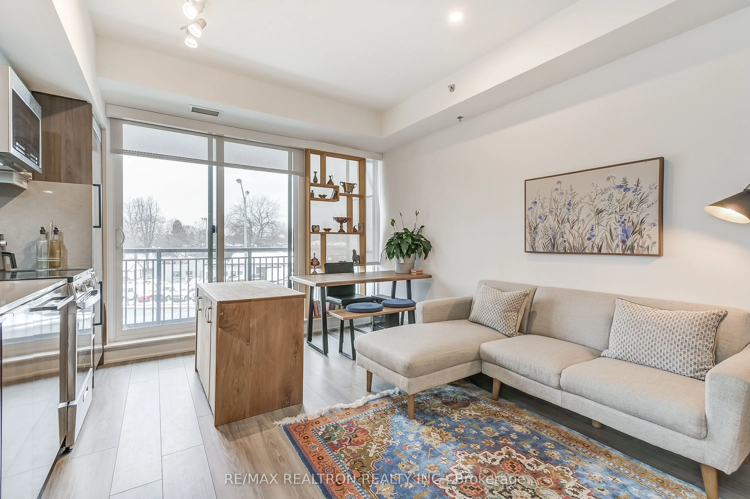 90 Glen Everest Road, #324