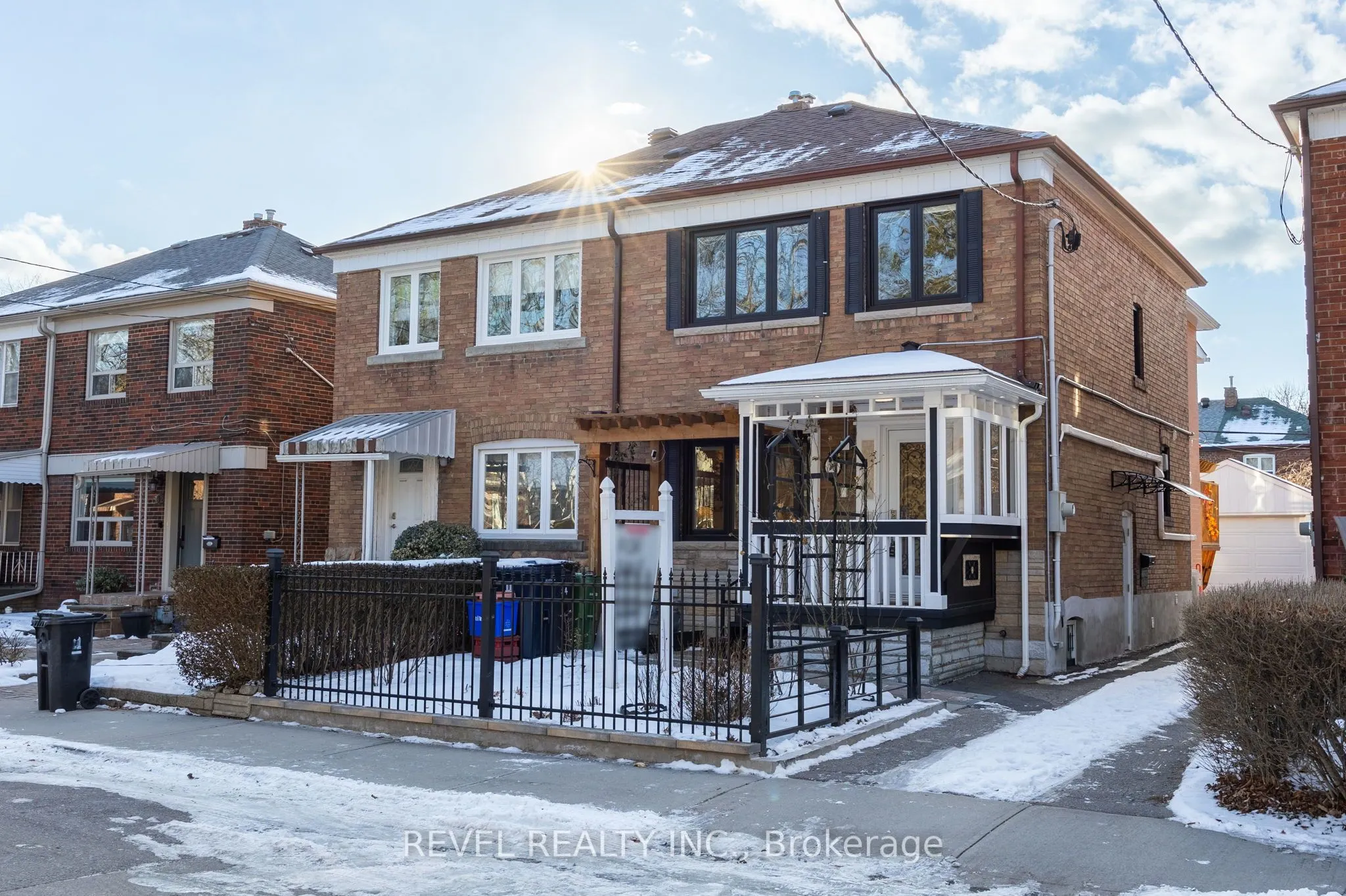 96 Highfield Road