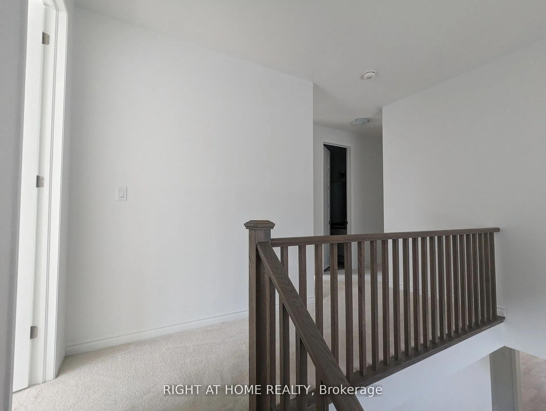 1410 Swallowtail Lane