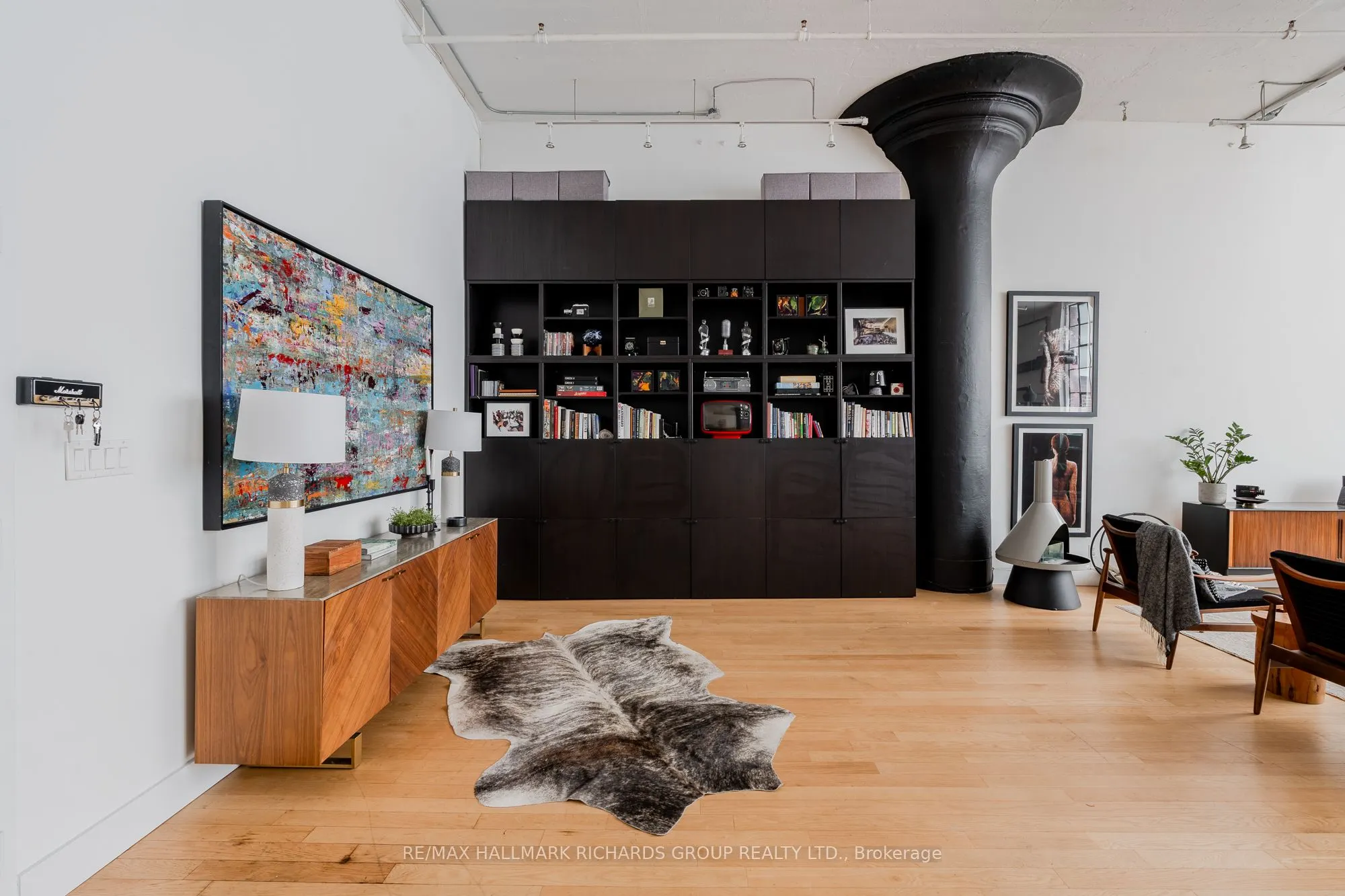 245 Carlaw Avenue, #210A