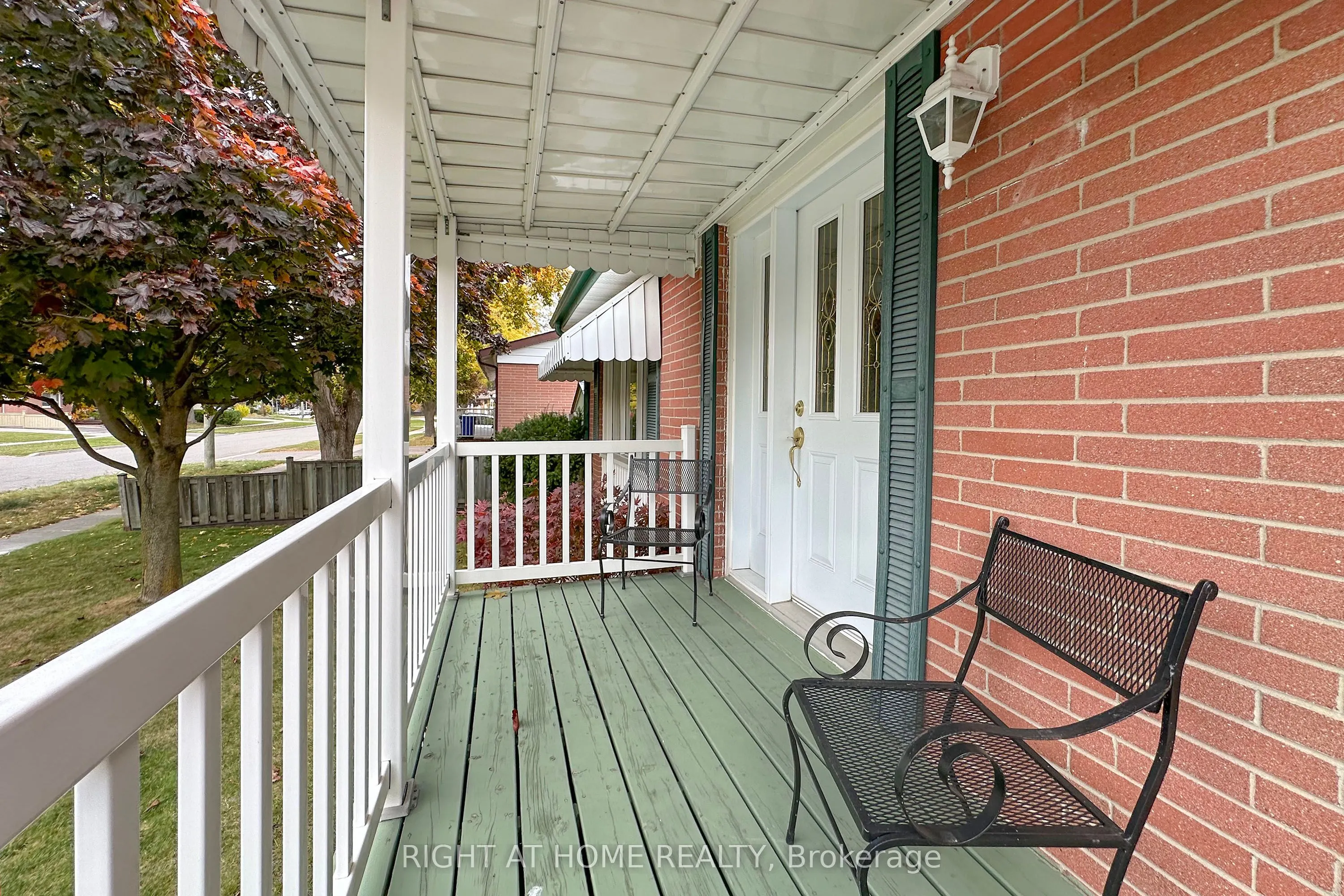 923 Bayview Avenue