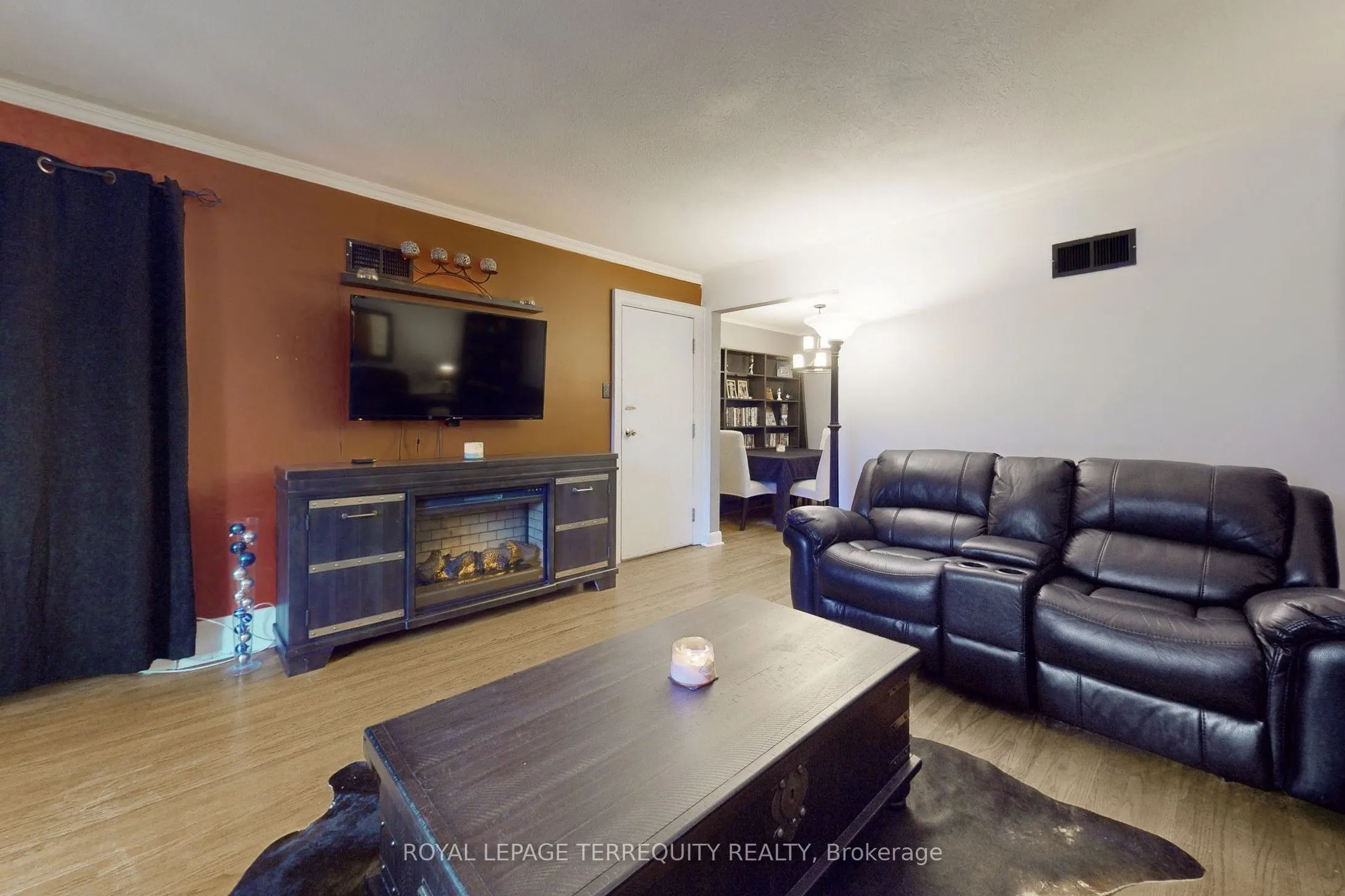 29 Love Crescent