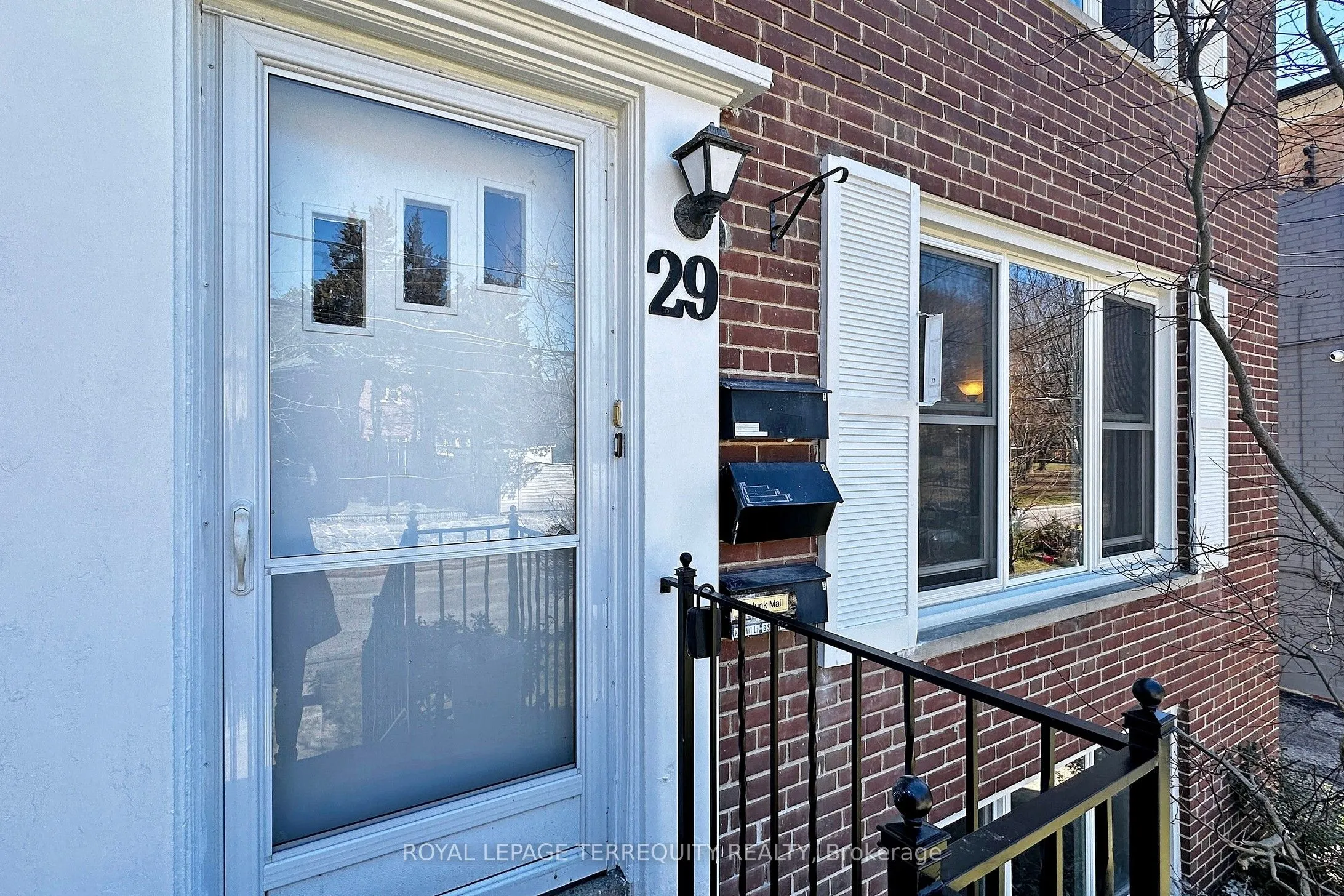 29 Love Crescent