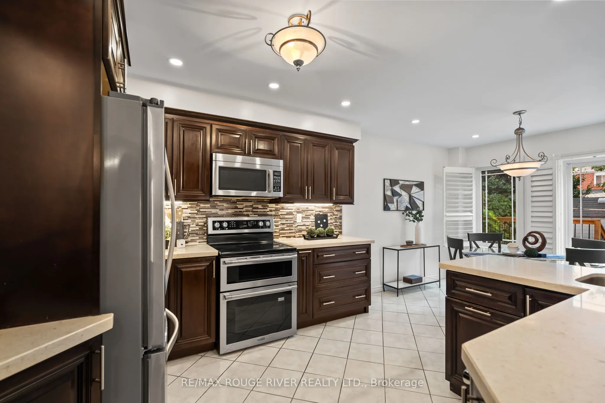 31 Kerrison Drive W