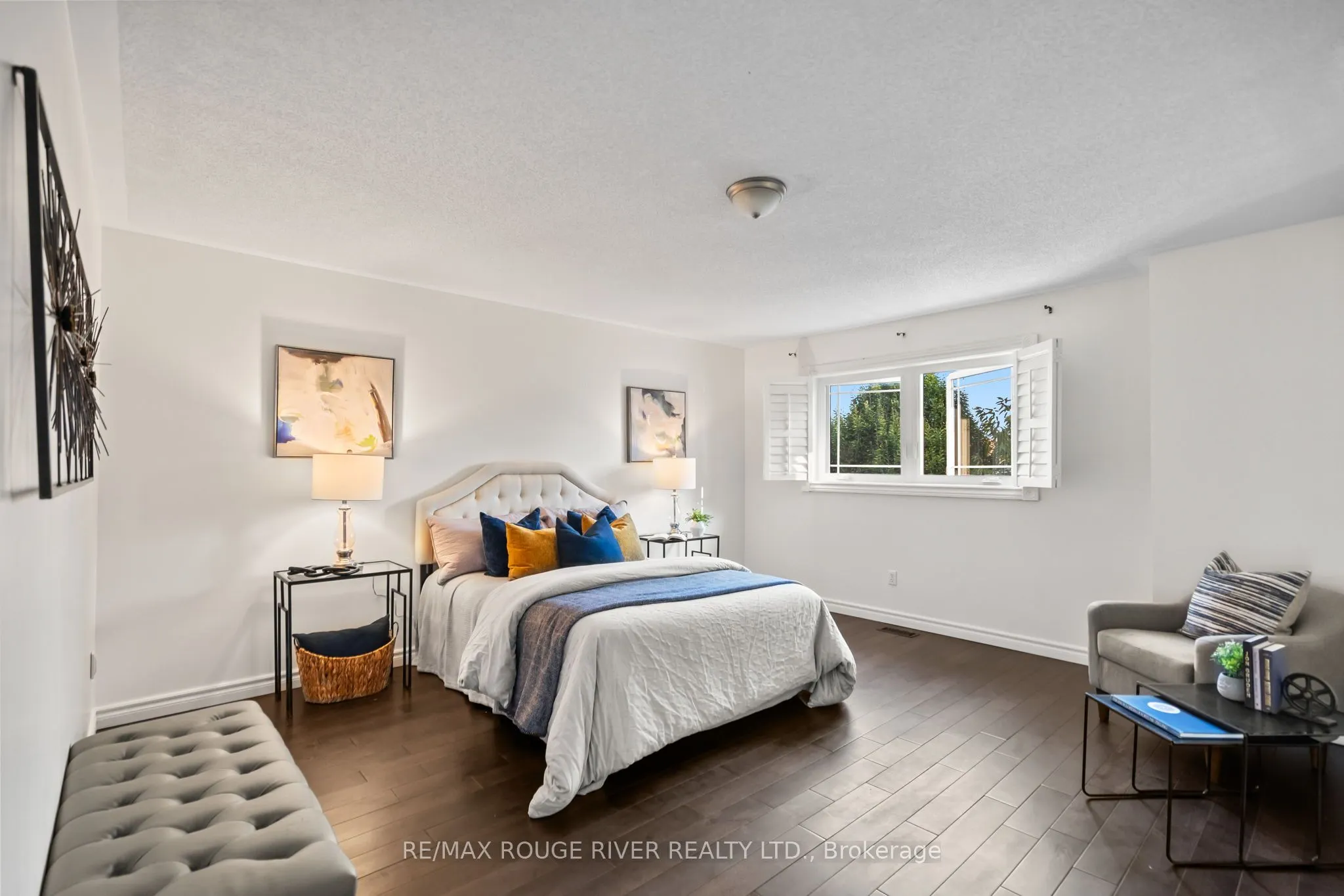 31 Kerrison Drive W