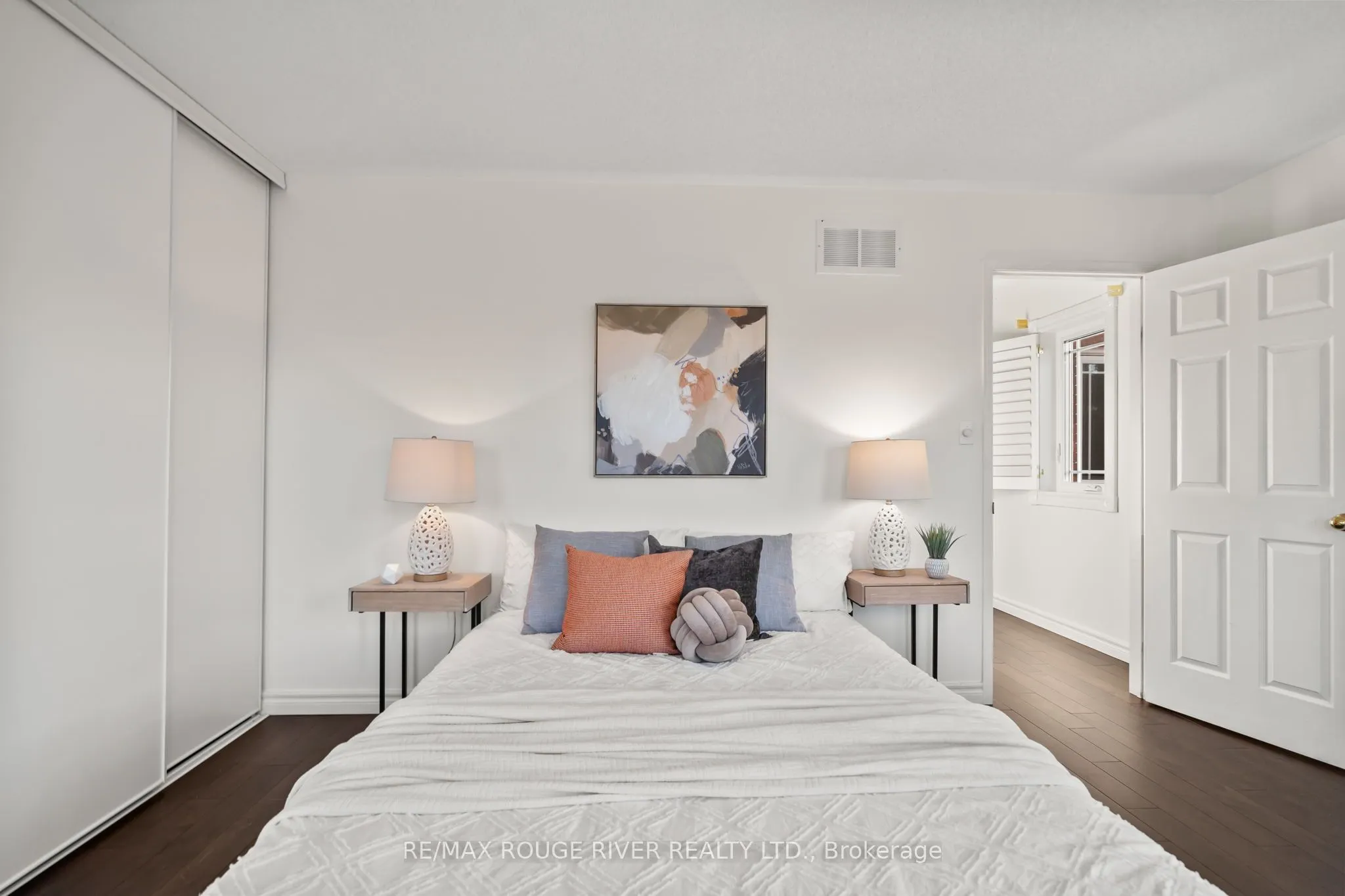 31 Kerrison Drive W
