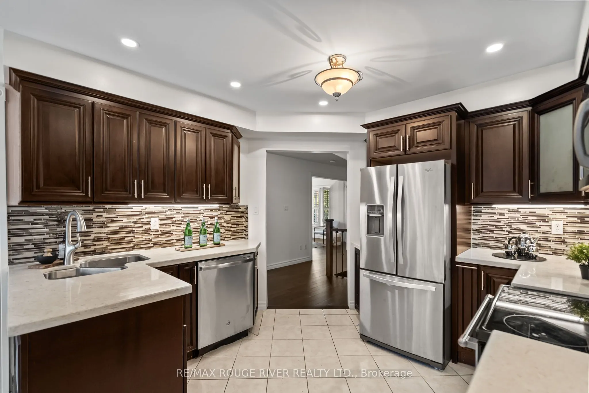 31 Kerrison Drive W