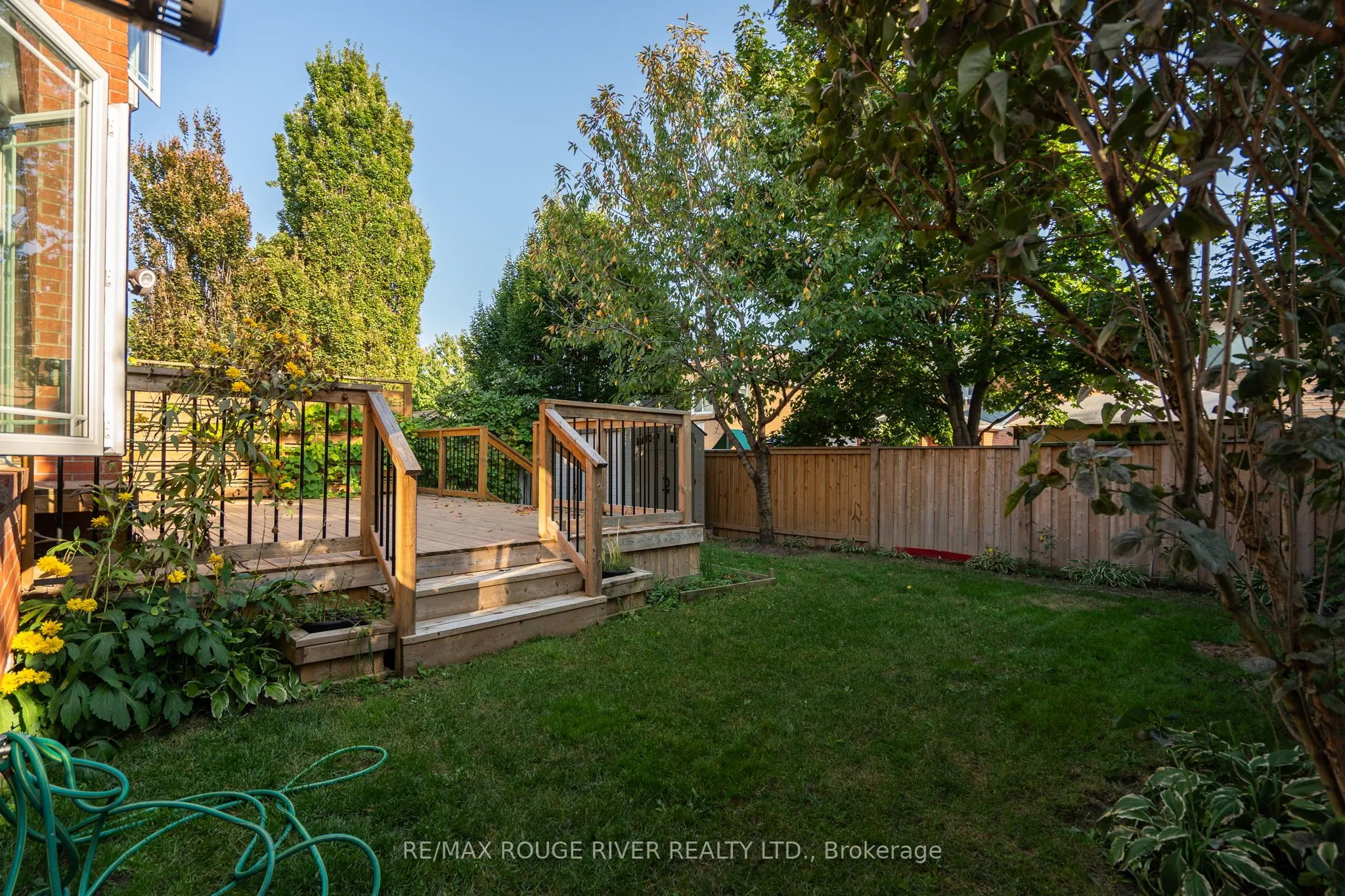 31 Kerrison Drive W