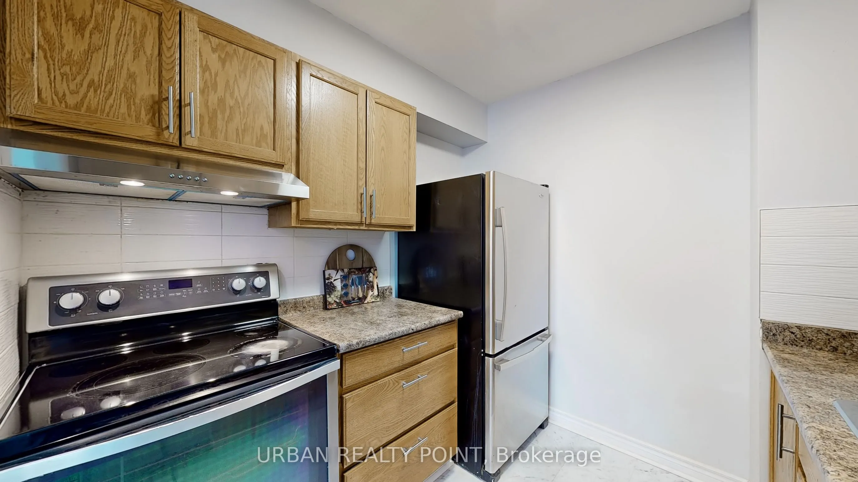 5580 Sheppard Avenue E, #605