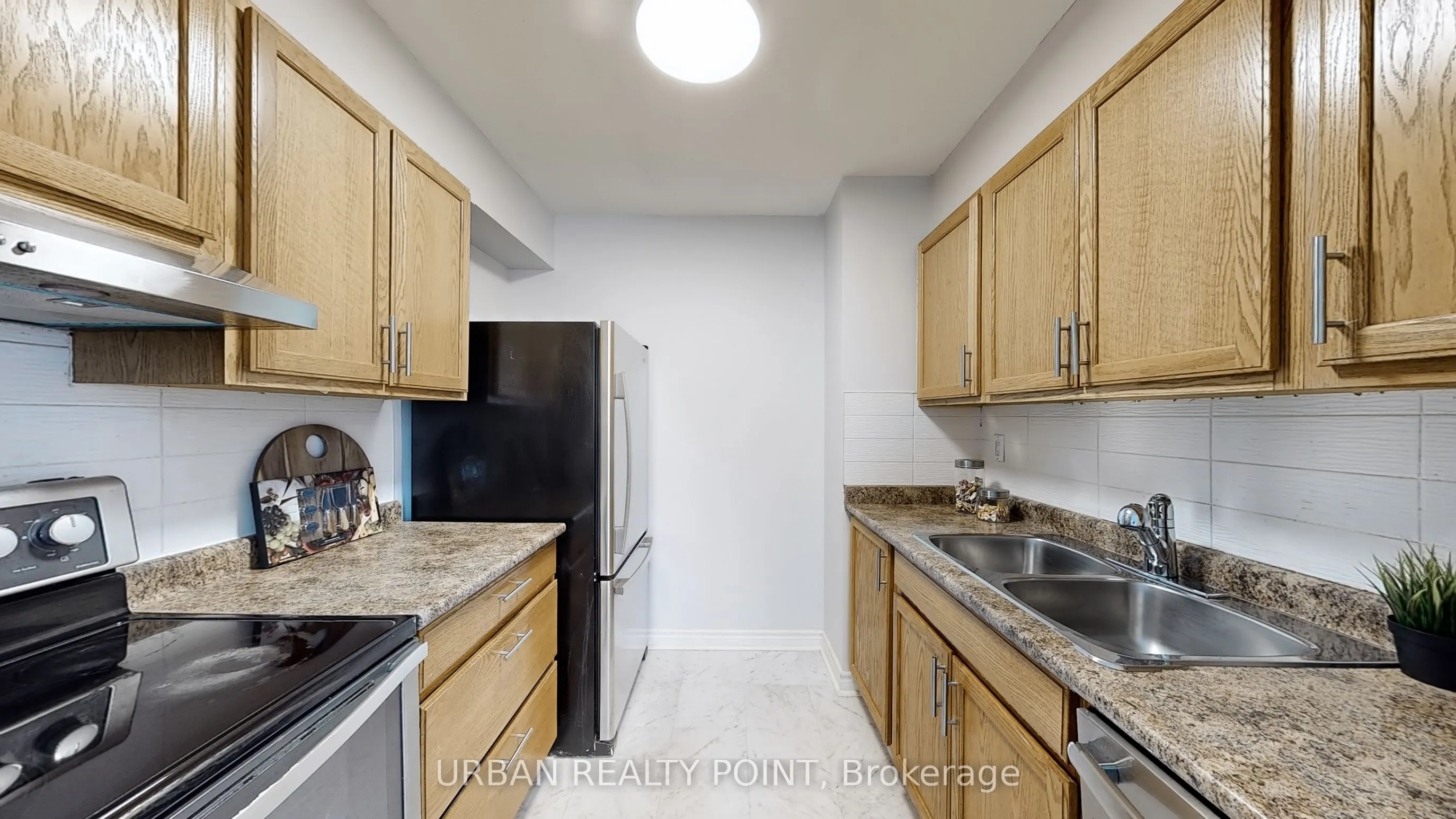 5580 Sheppard Avenue E, #605