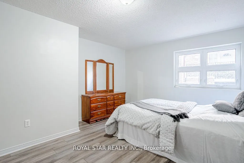 91 Muir Drive, #23