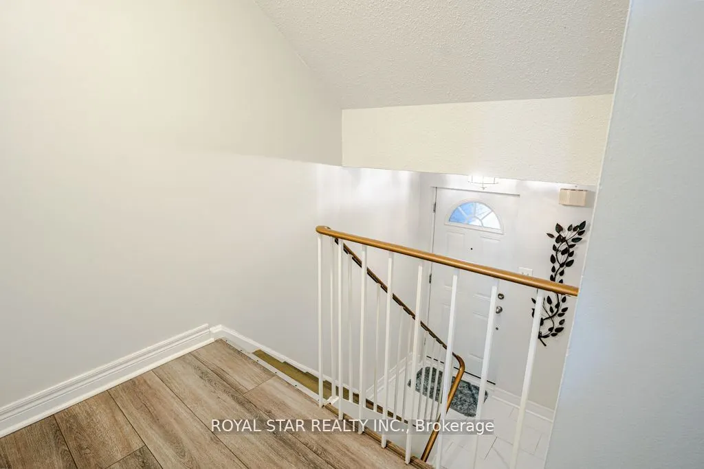 91 Muir Drive, #23