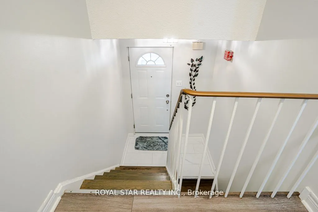91 Muir Drive, #23