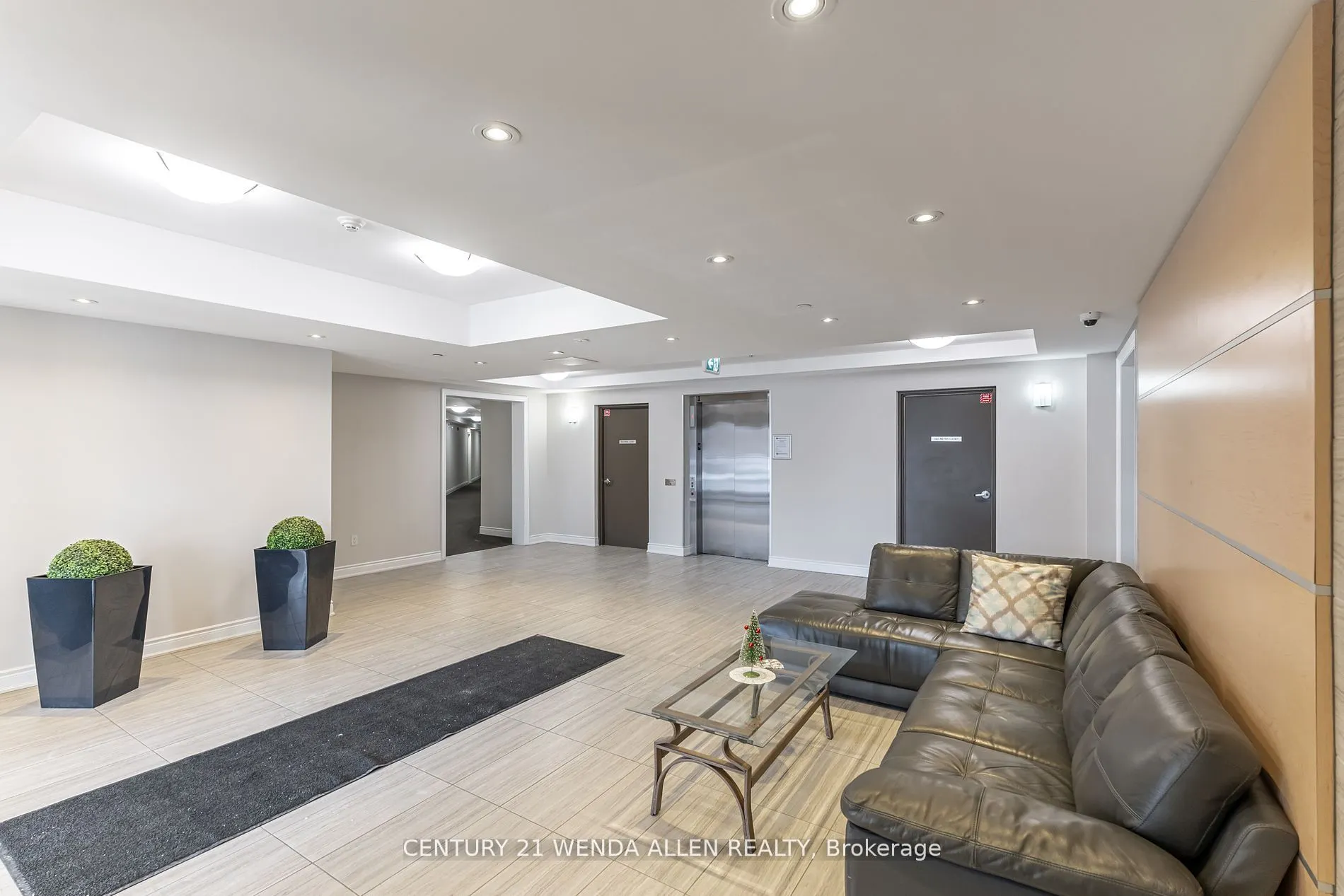 84 Aspen Springs Drive, #211
