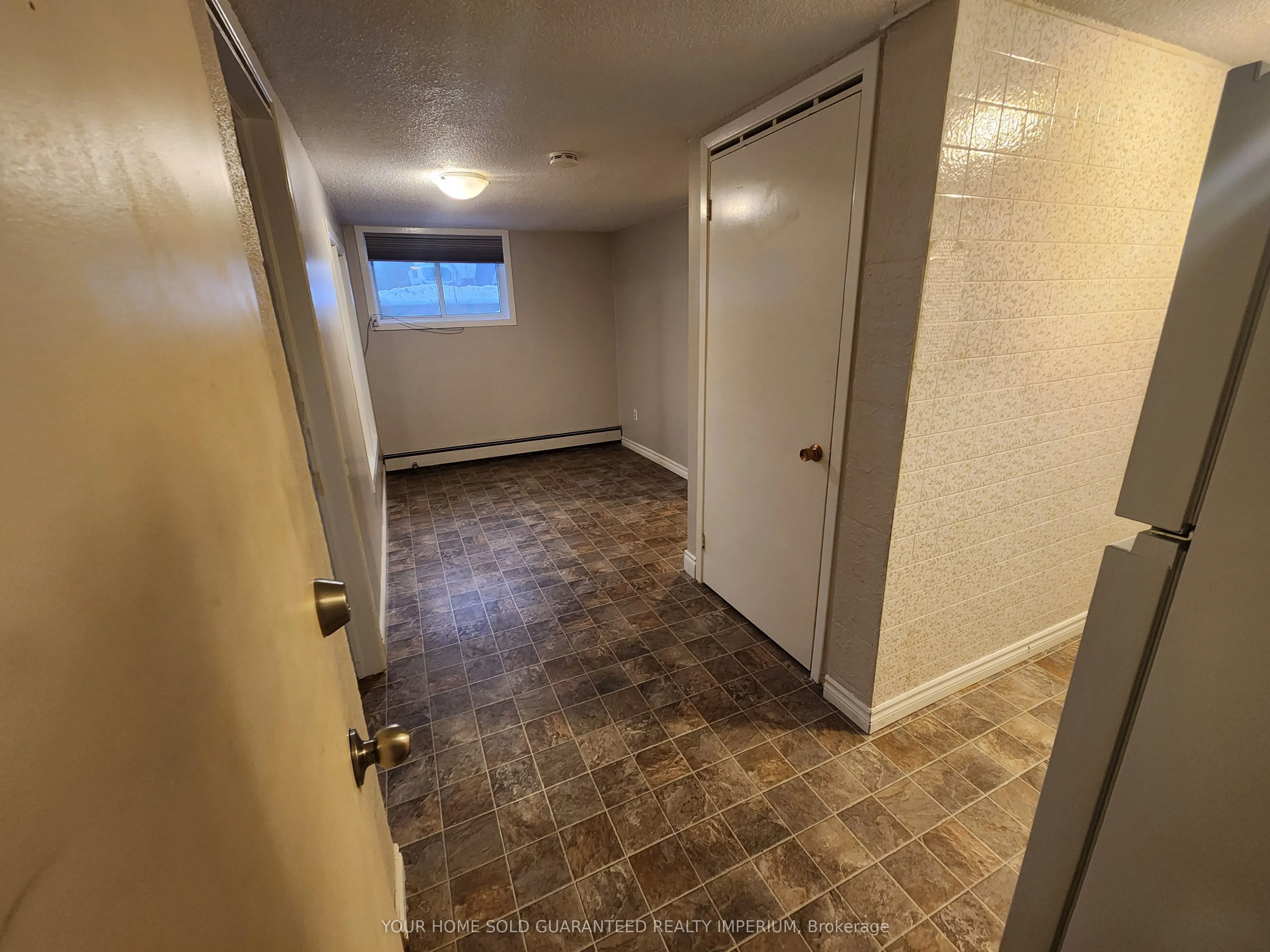 2906 Highway 2 Street, #6