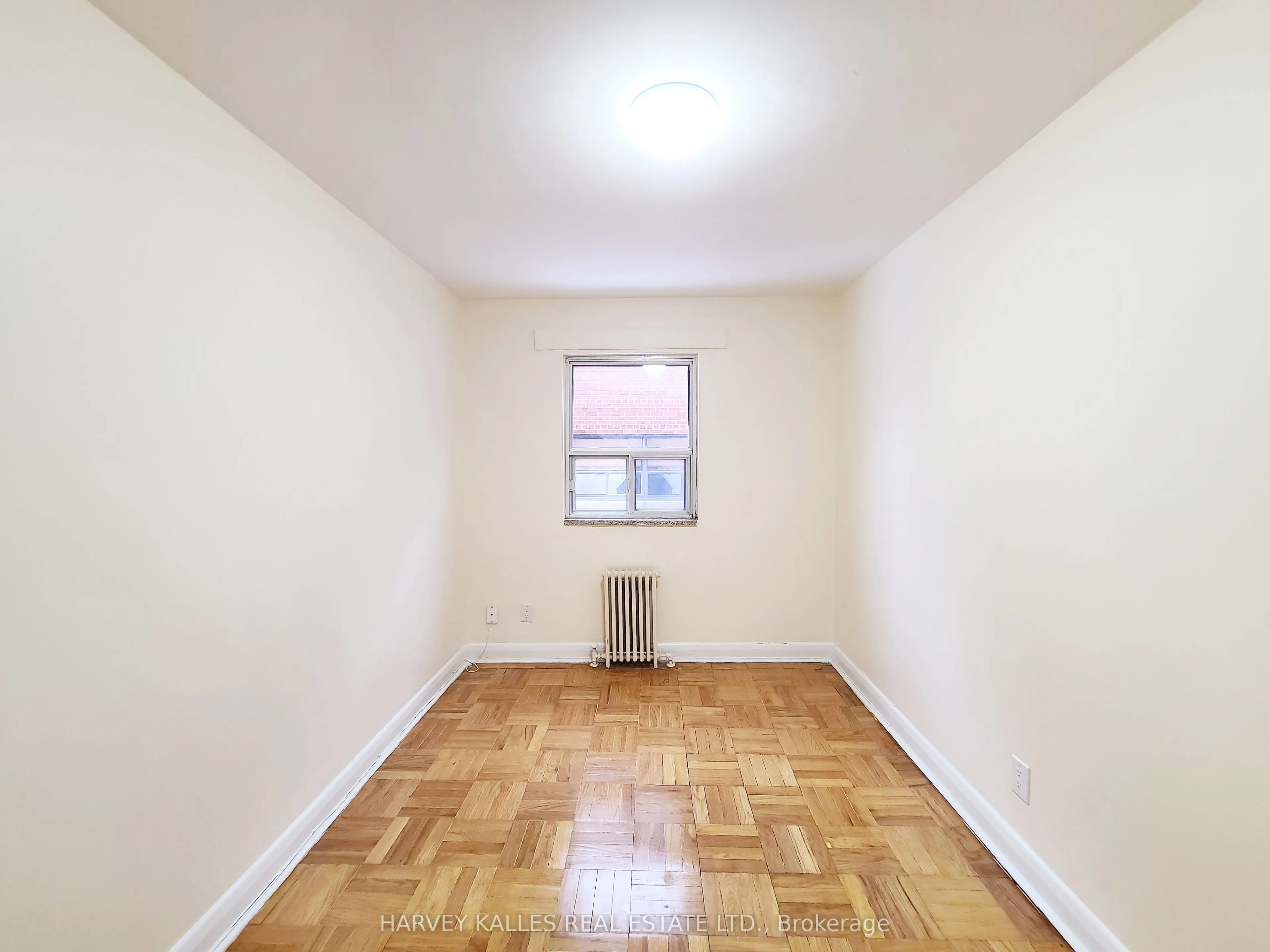 650 Dawes Road, #202