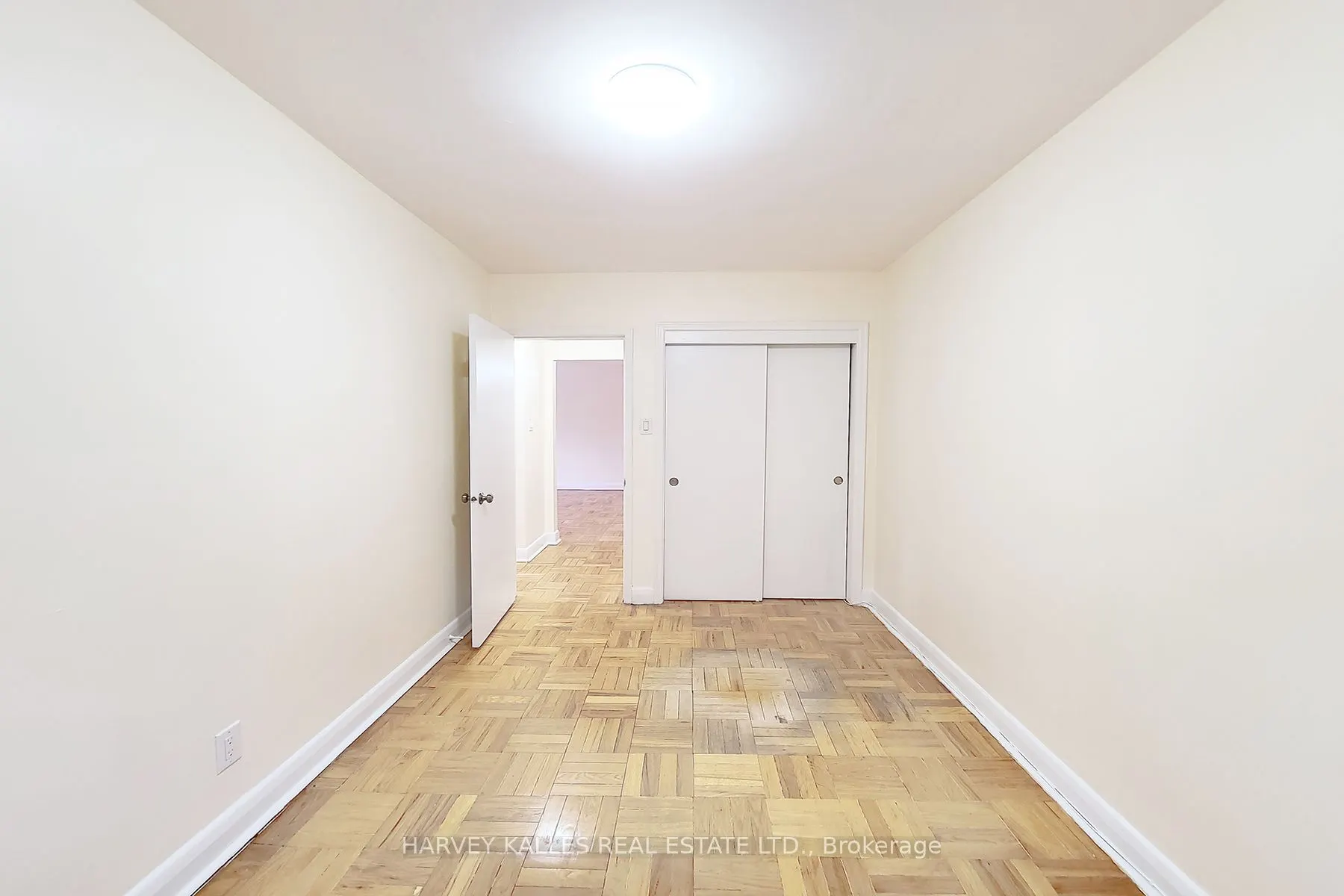 650 Dawes Road, #202