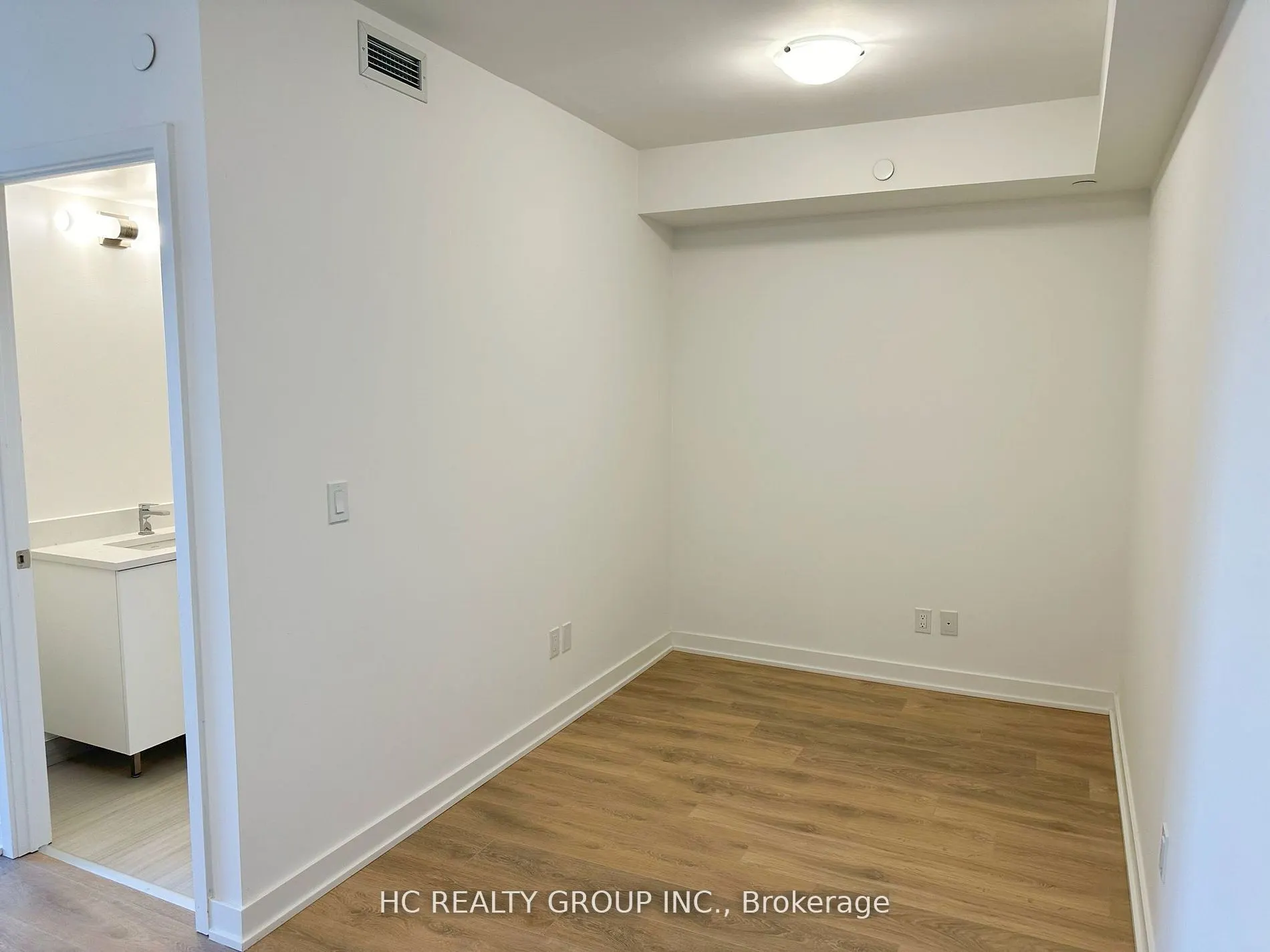 2031 Kennedy Road, #920