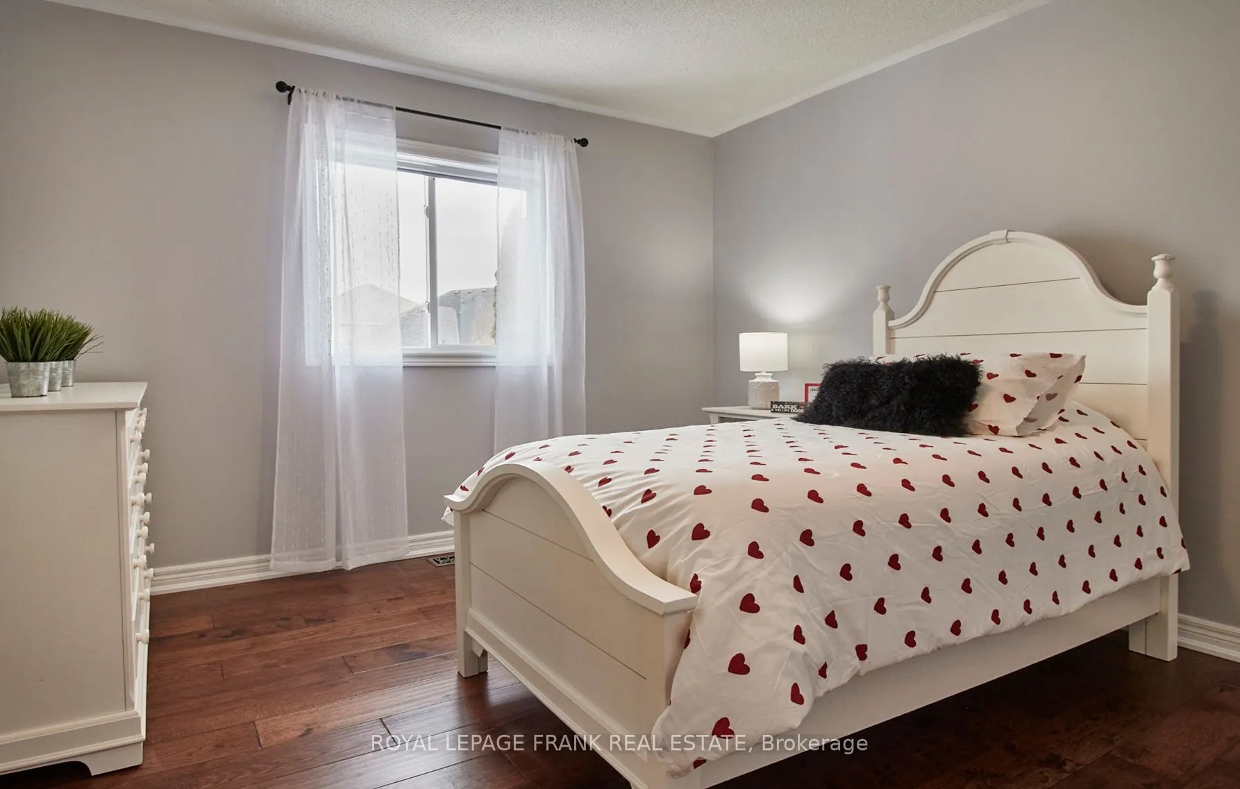 77 Harty Crescent