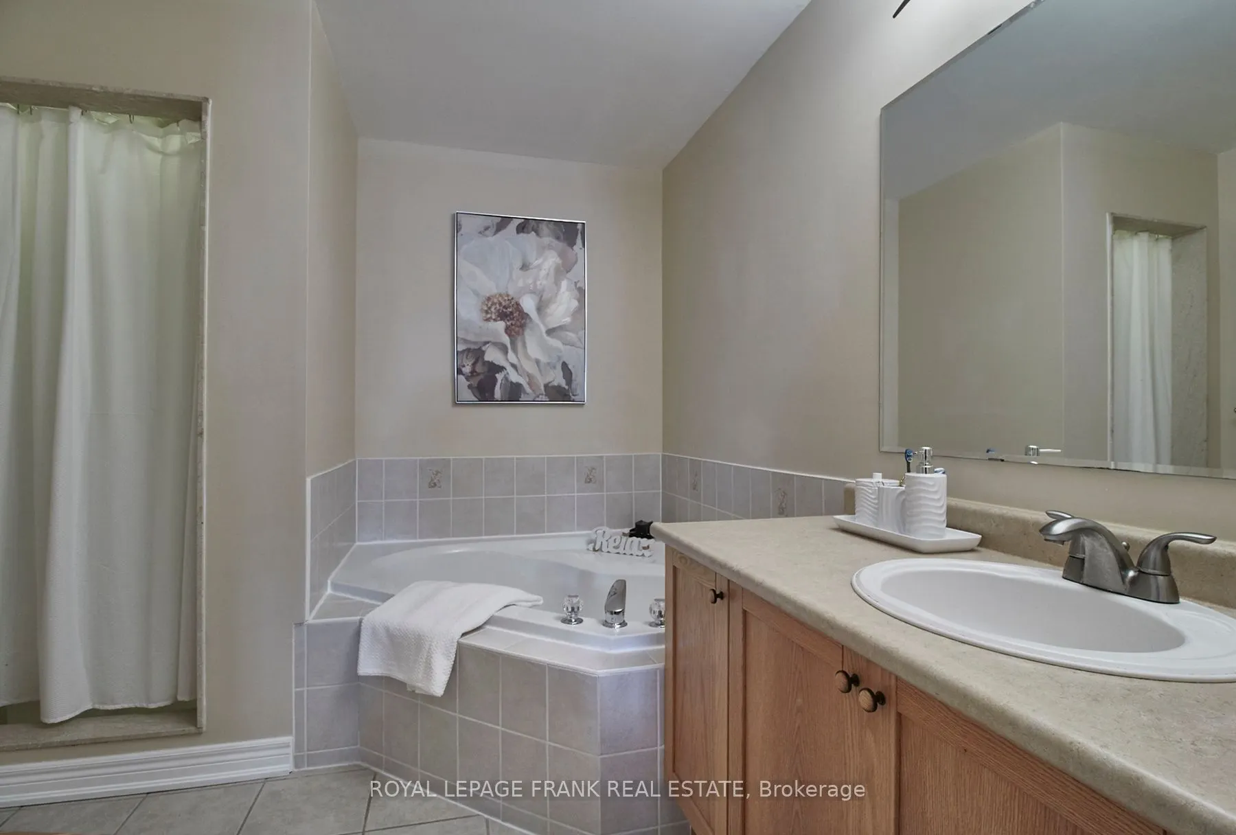 77 Harty Crescent