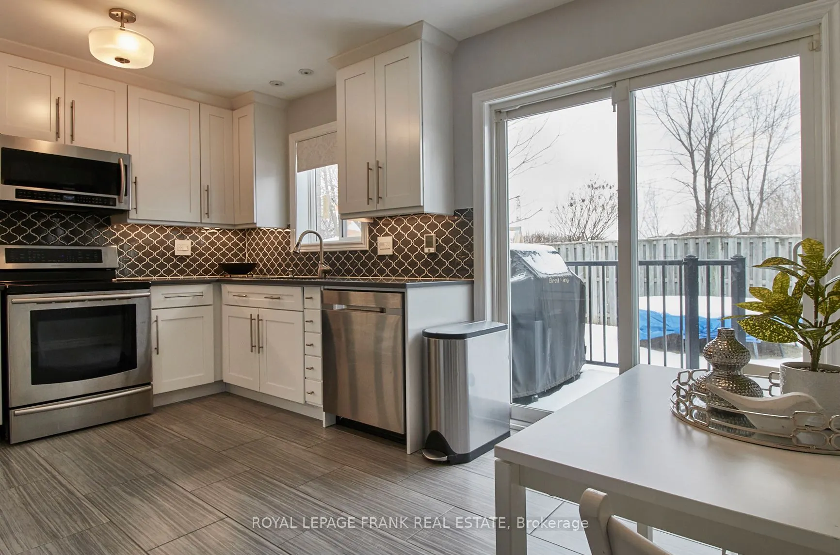 77 Harty Crescent