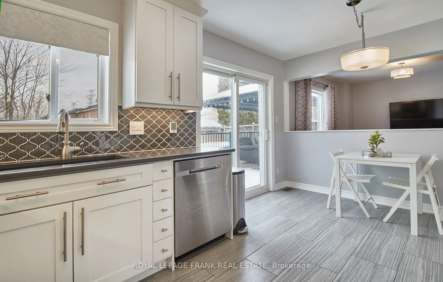 77 Harty Crescent